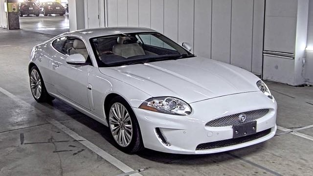 A Stunning 2011 Model Jaguar XK 5.0 V8 Portfolio Only 23000 Miles From New
